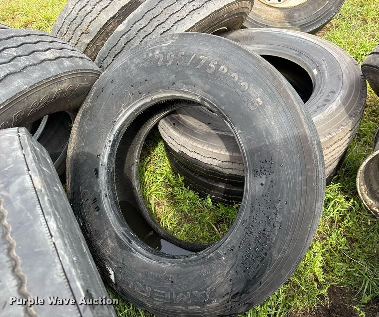 image for item DY0093 Tires and wheels