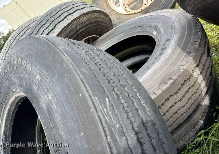 image for item DY0093 Tires and wheels