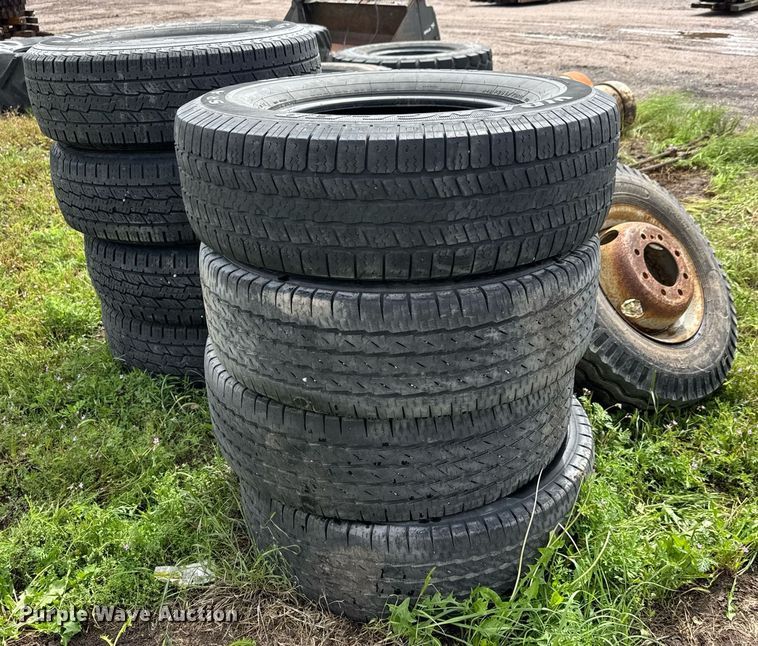 image for item DY0094 Tires and wheels