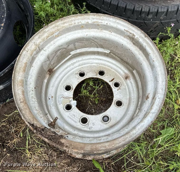 image for item DY0094 Tires and wheels