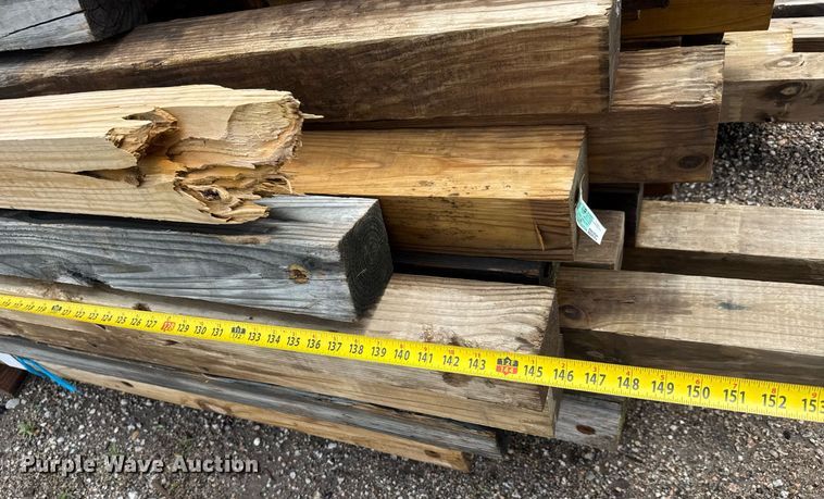 image for item DY0102 (148) posts