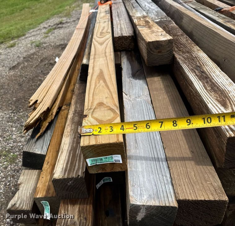 image for item DY0102 (148) posts