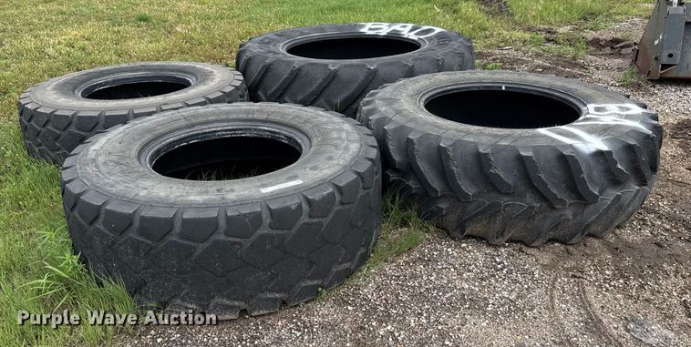 image for item DY0104 (4) tires