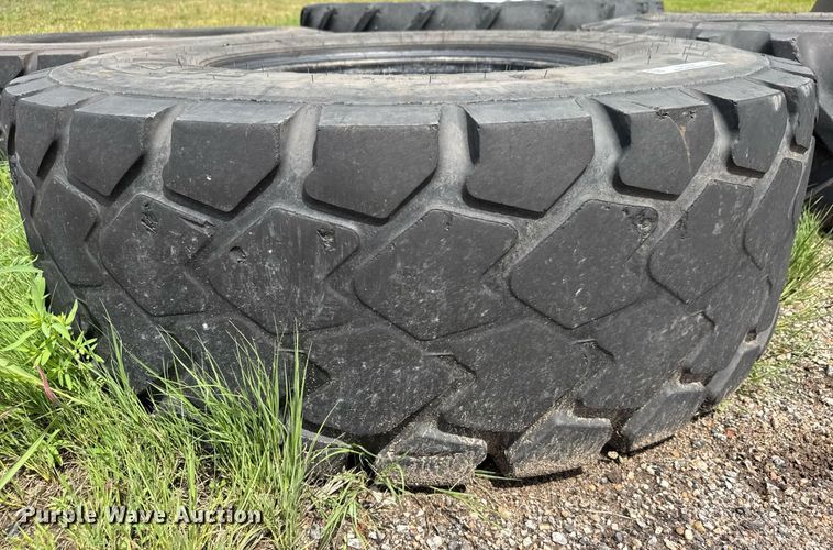 image for item DY0104 (4) tires