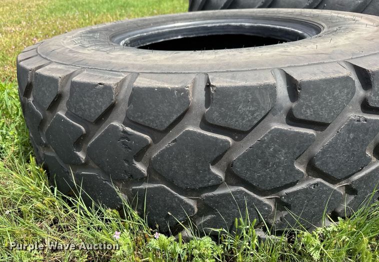 image for item DY0104 (4) tires