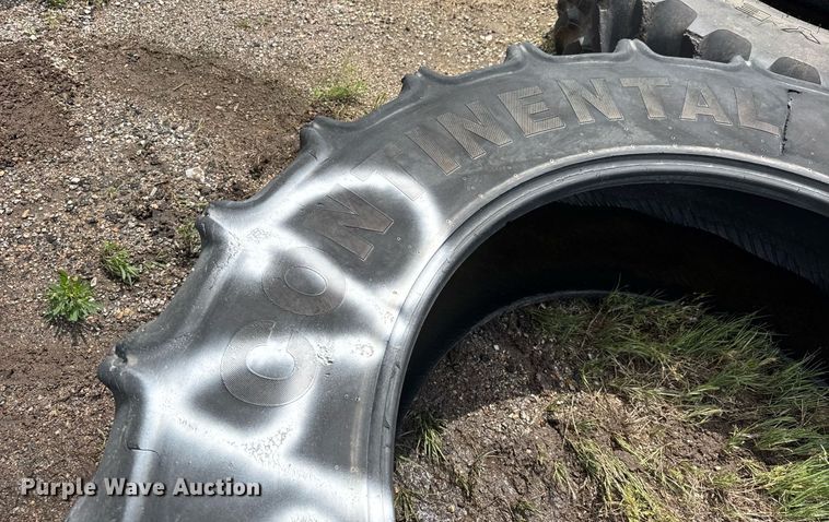 image for item DY0104 (4) tires