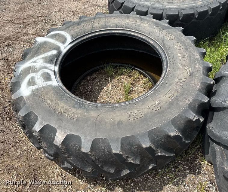 image for item DY0104 (4) tires