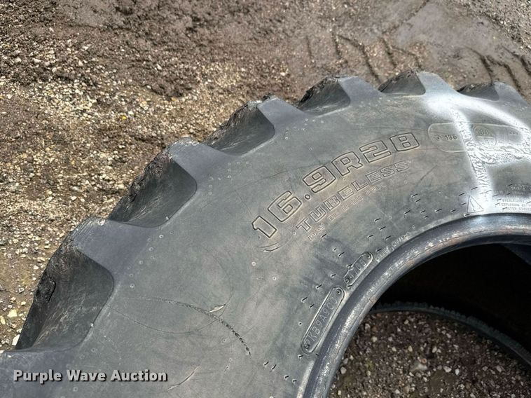 image for item DY0104 (4) tires