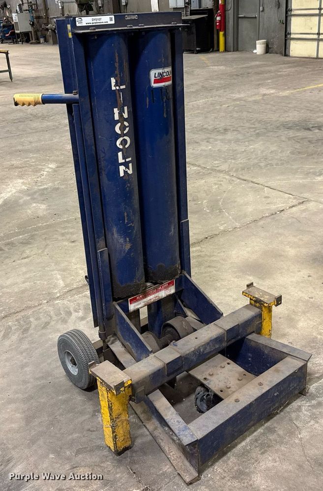 image for item DY0107 Lincoln jack