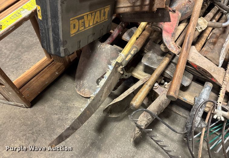 image for item DY0110 Tools