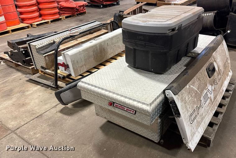 image for item DY0112 Automotive accessories 