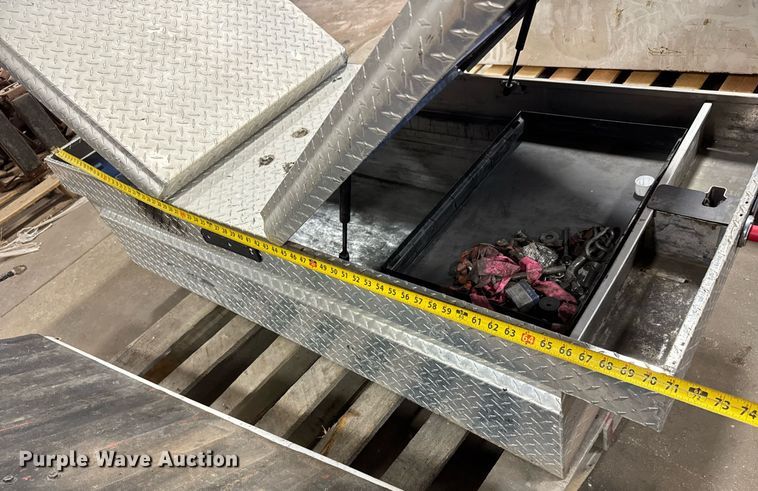 image for item DY0112 Automotive accessories 