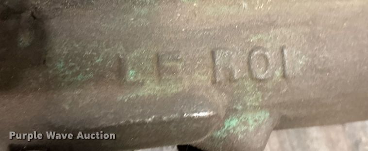 image for item DY0122 (3) jack hammers