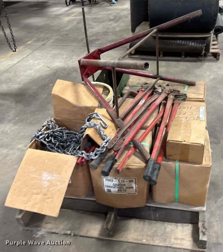 image for item DY0127 Motor grader tire chains