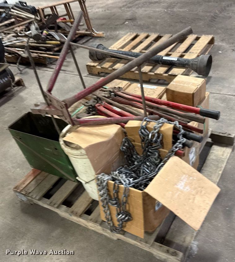 image for item DY0127 Motor grader tire chains