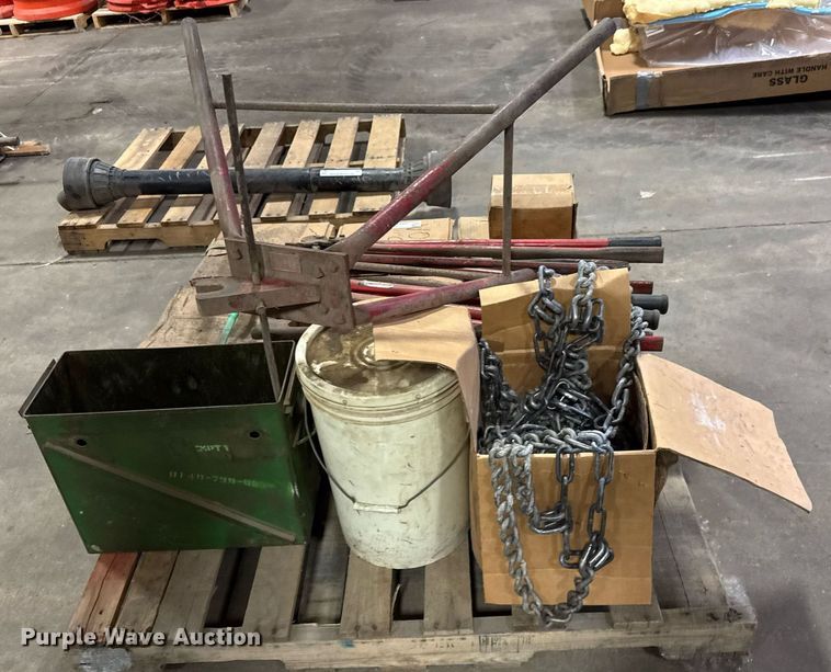 image for item DY0127 Motor grader tire chains