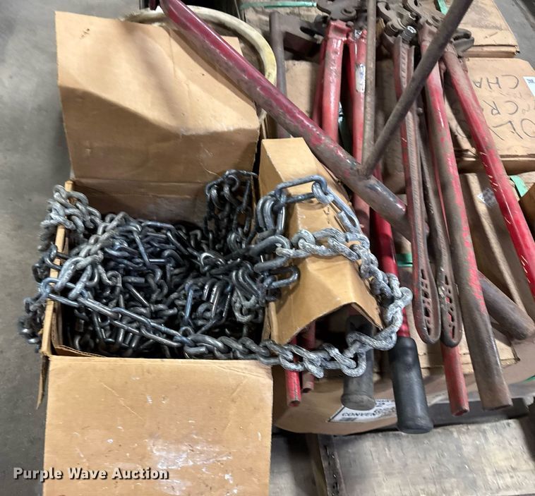 image for item DY0127 Motor grader tire chains