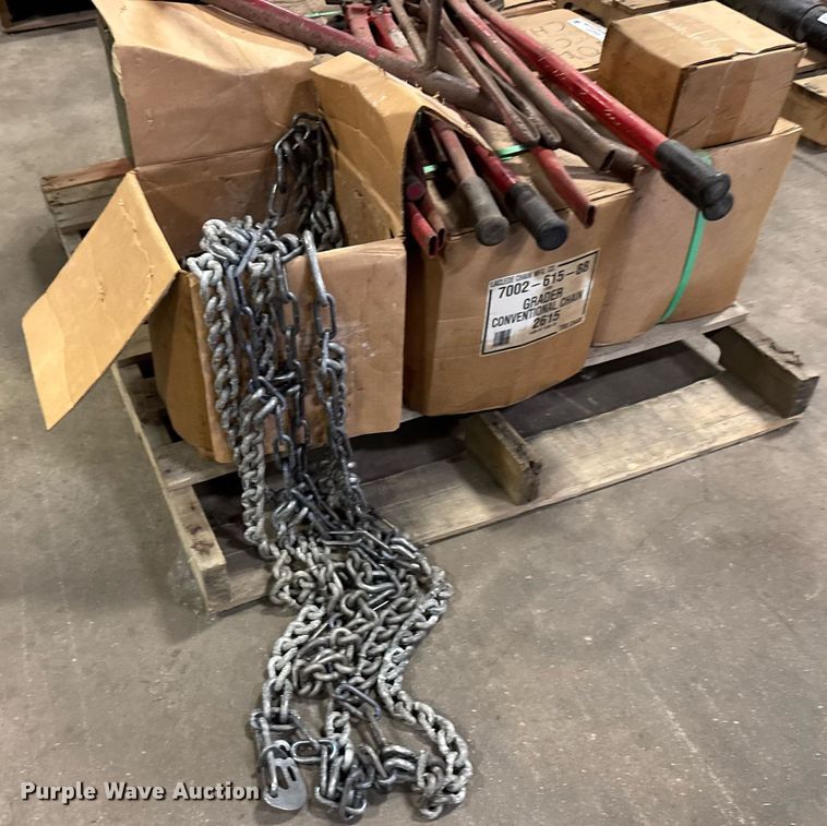 image for item DY0127 Motor grader tire chains