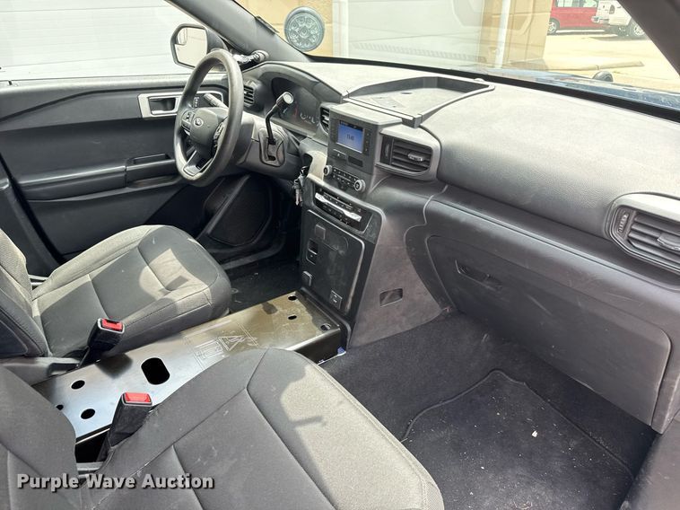 image for item DY0130 2020 Ford Explorer Police Interceptor SUV