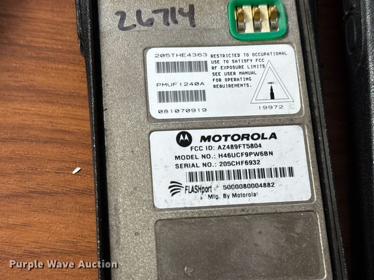 image for item DY0158 Motorola radios