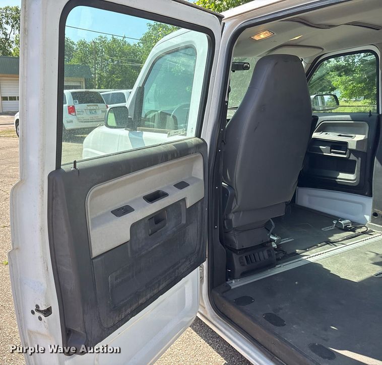 image for item DY0487 2012 Vehicle Production Group MV-1 handicap accessible van