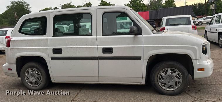 image for item DY0491 2012 Vehicle Production Group MV-1 handicap accessible van