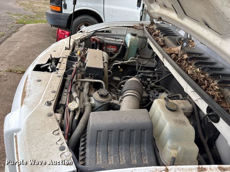 image for item DY0491 2012 Vehicle Production Group MV-1 handicap accessible van