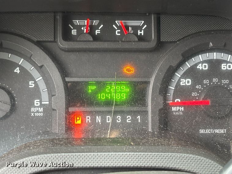 image for item DY0493 2009 Ford E450 shuttle bus