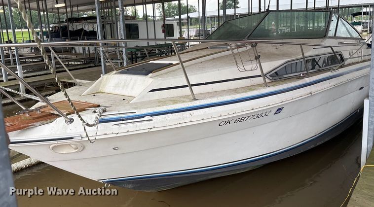 image for item DY0496 1985 Sundancer 280 boat