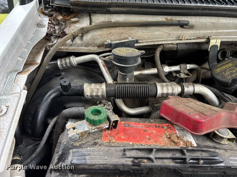 image for item DY0497 2012 Ford E350 shuttle bus