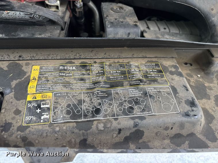 image for item DY0497 2012 Ford E350 shuttle bus