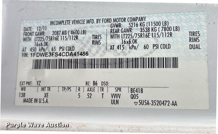 image for item DY0497 2012 Ford E350 shuttle bus