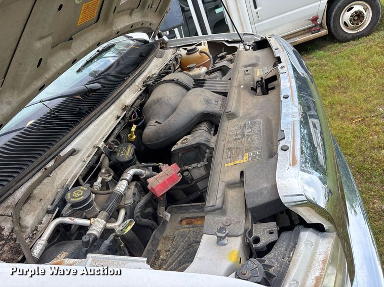 image for item DY0499 2012 Ford E350 shuttle bus