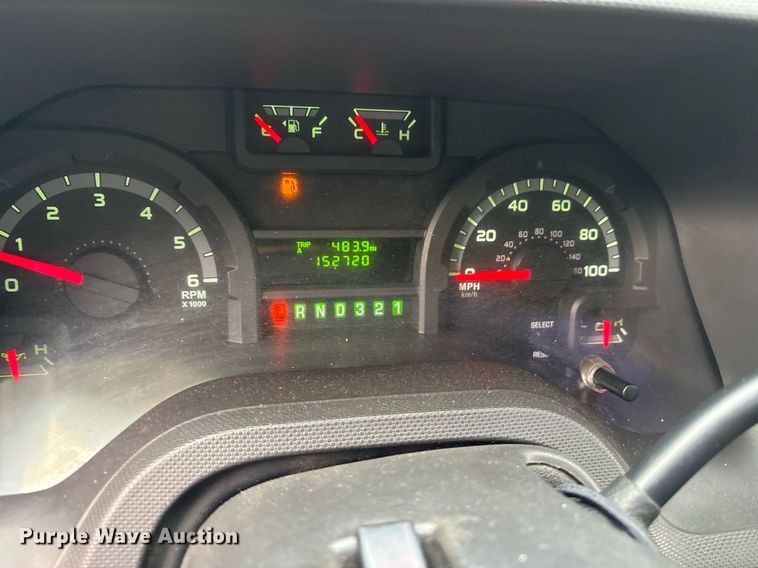 image for item DY0500 2012 Ford E350 shuttle bus