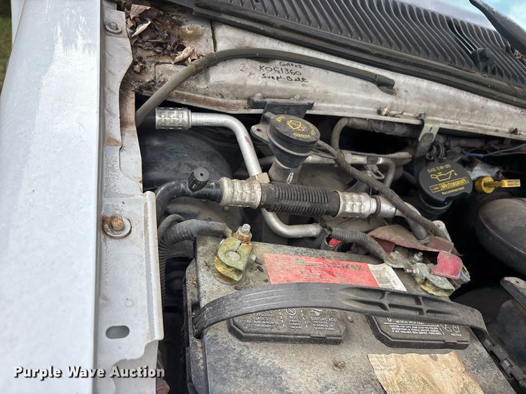 image for item DY0500 2012 Ford E350 shuttle bus