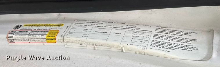 image for item DY0500 2012 Ford E350 shuttle bus