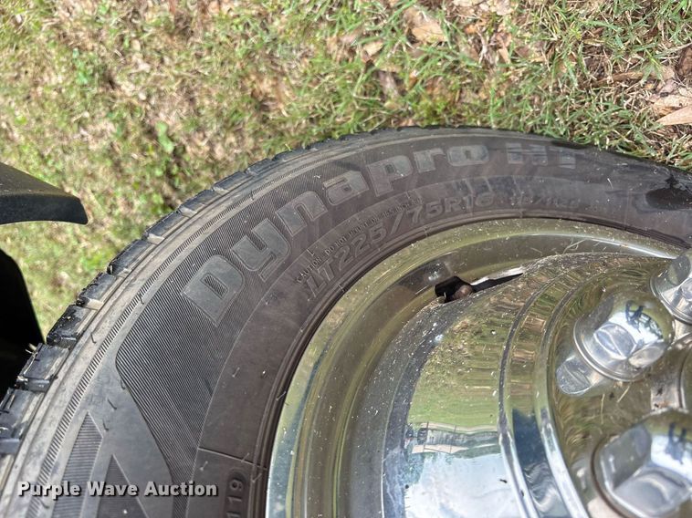 image for item DY0501 2009 Ford E450 shuttle bus