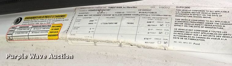 image for item DY0502 2012 Ford E350 shuttle bus