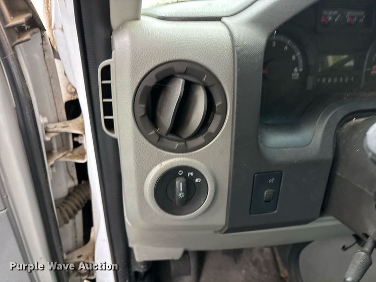 image for item DY0503 2011 Ford E350 shuttle bus