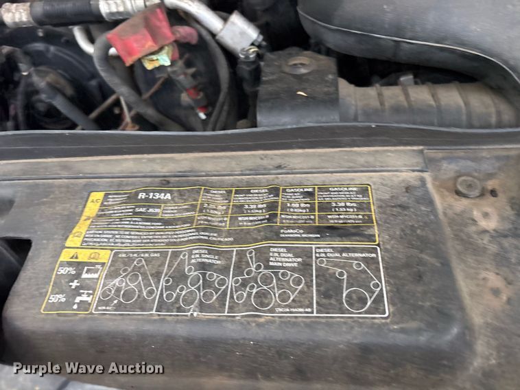 image for item DY0503 2011 Ford E350 shuttle bus