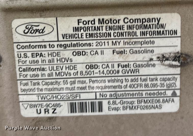 image for item DY0503 2011 Ford E350 shuttle bus