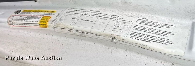 image for item DY0503 2011 Ford E350 shuttle bus