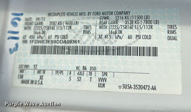 image for item DY0505 2013 Ford E350 shuttle bus