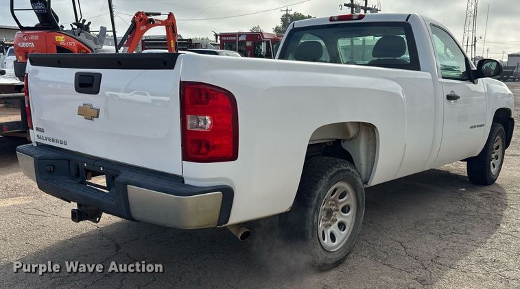 image for item DY0528 2008 Chevrolet Silverado 1500 pickup truck