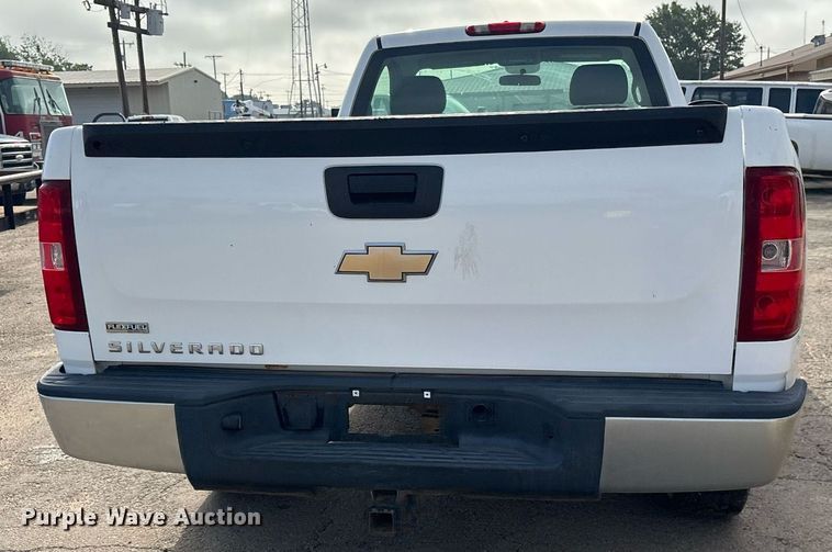 image for item DY0528 2008 Chevrolet Silverado 1500 pickup truck