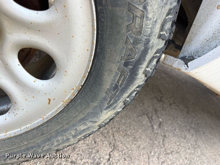 image for item DY0528 2008 Chevrolet Silverado 1500 pickup truck