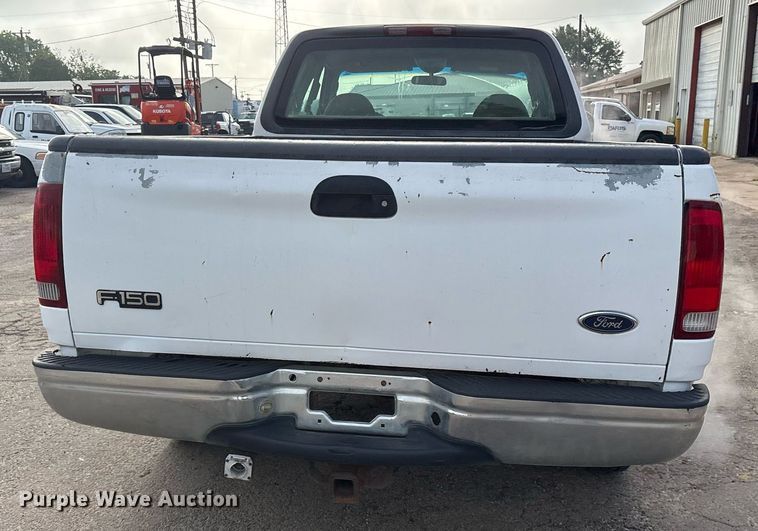 image for item DY0530 2000 Ford F150 SuperCab pickup truck