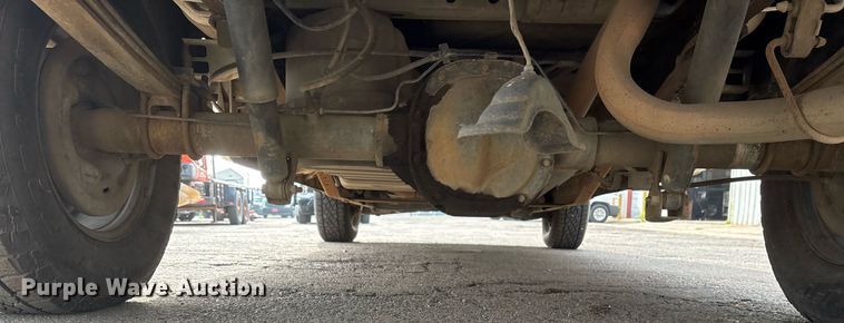 image for item DY0530 2000 Ford F150 SuperCab pickup truck