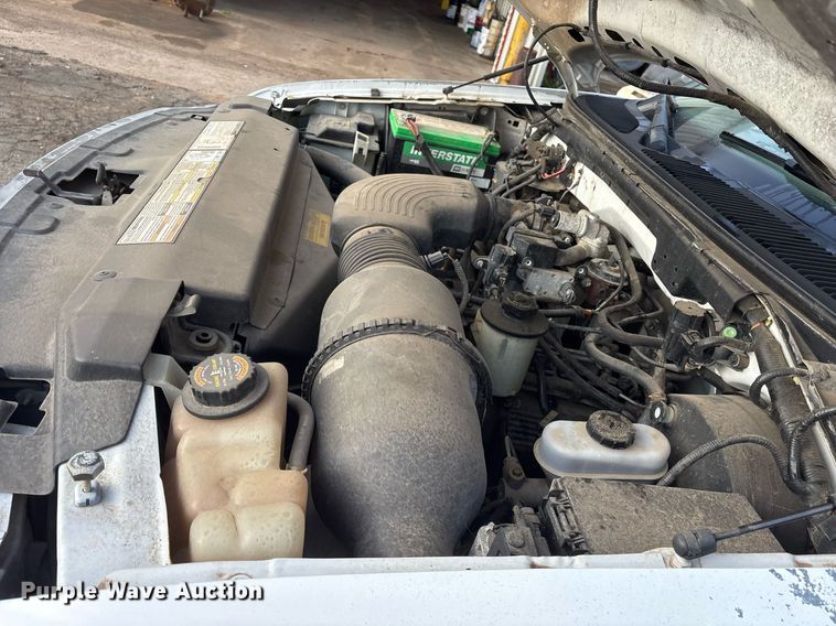 image for item DY0530 2000 Ford F150 SuperCab pickup truck