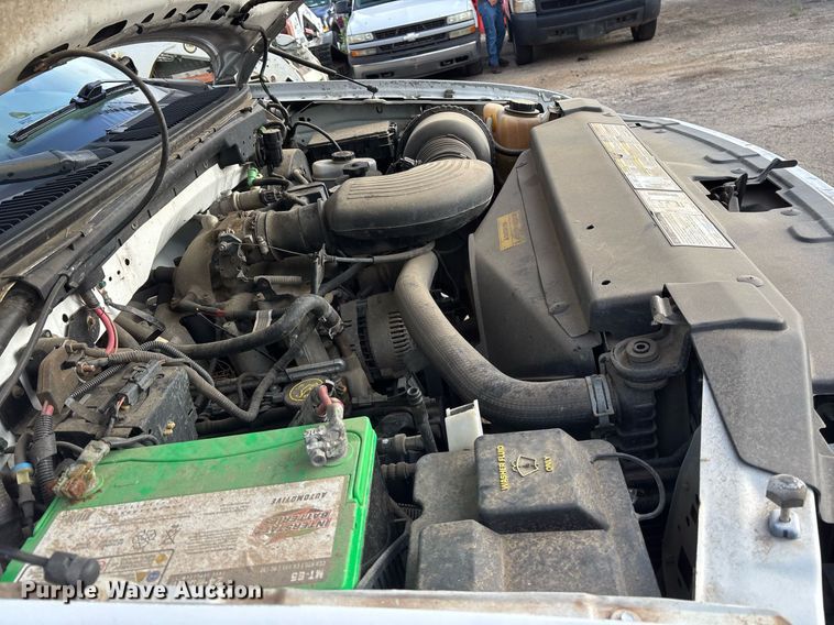 image for item DY0530 2000 Ford F150 SuperCab pickup truck